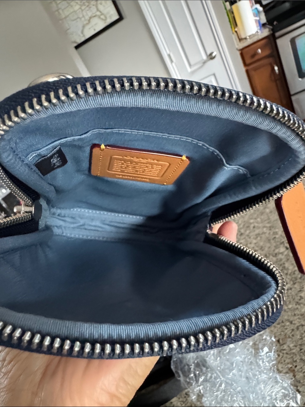💙Coach Blue 💙😎Denim Signature Crossbody Organizer with Tan Tag - Picture 12 of 17